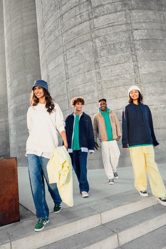 Sweat-shirt écoresponsable à col rond à épaules tombantes French Terry unisexe – Image 13