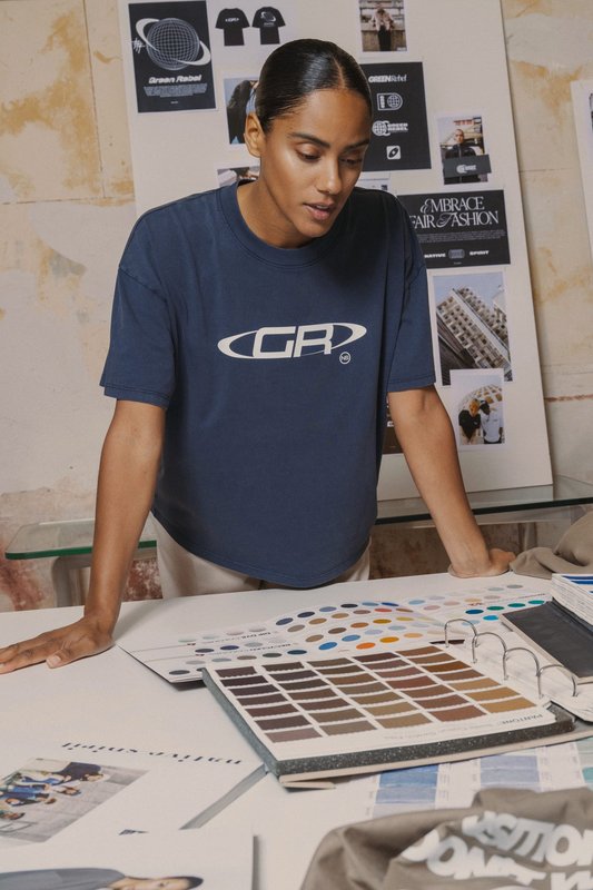 T-shirt écoresponsable oversize délavé femme – Image 6