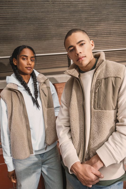 Bodywarmer écoresponsable en sherpa unisexe – Image 7