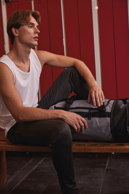 Sac de sport forme tube avec compartiment chaussures séparé