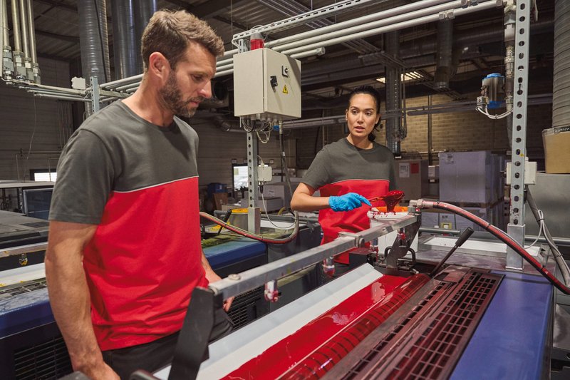 T-shirt bicolore écoresponsable manches courtes unisexe – Image 34